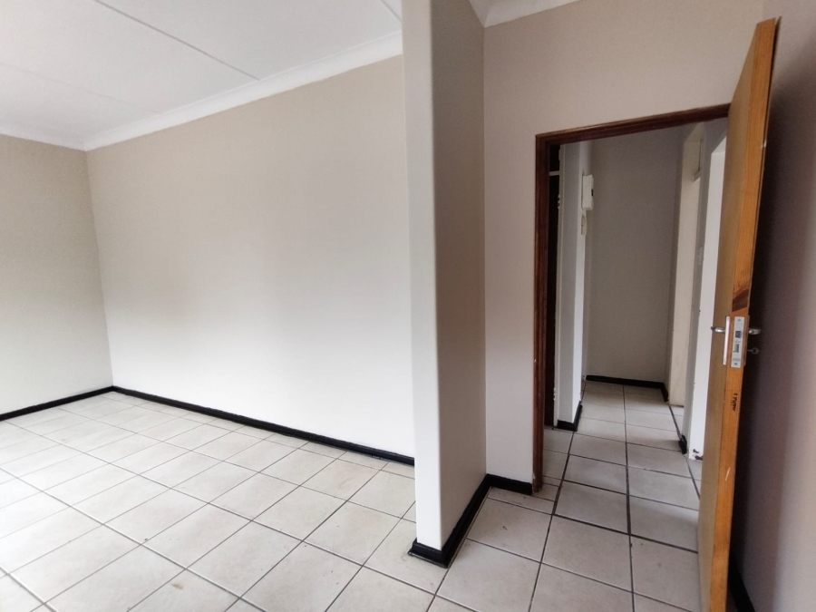 To Let 2 Bedroom Property for Rent in Potchefstroom North West